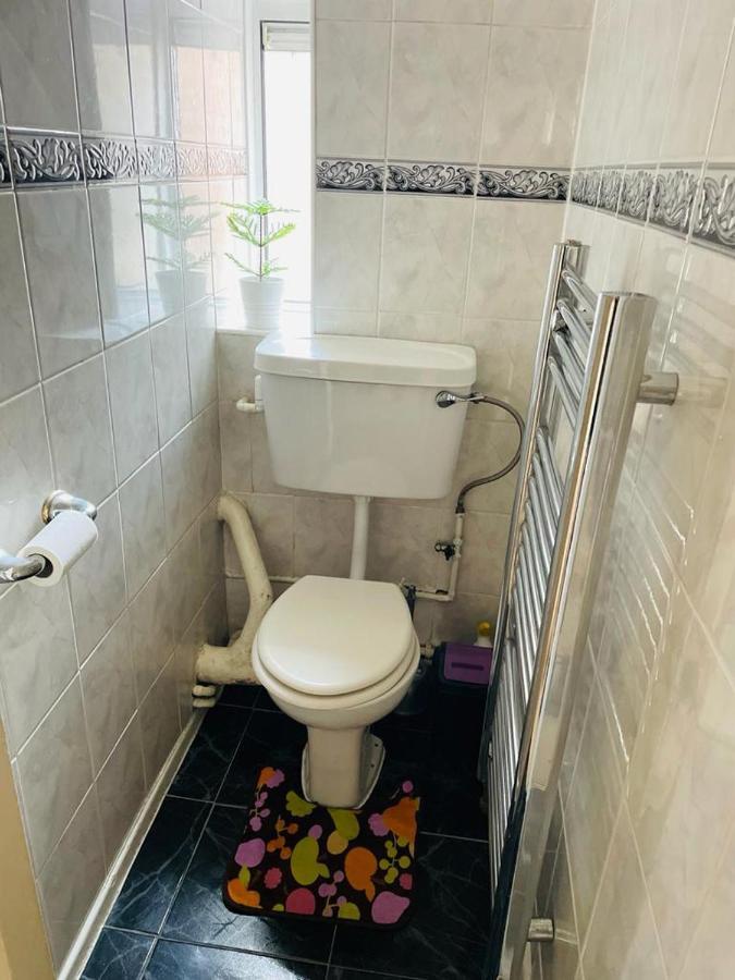 لندن Cosy Flat Close To East Finchley Station المظهر الخارجي الصورة