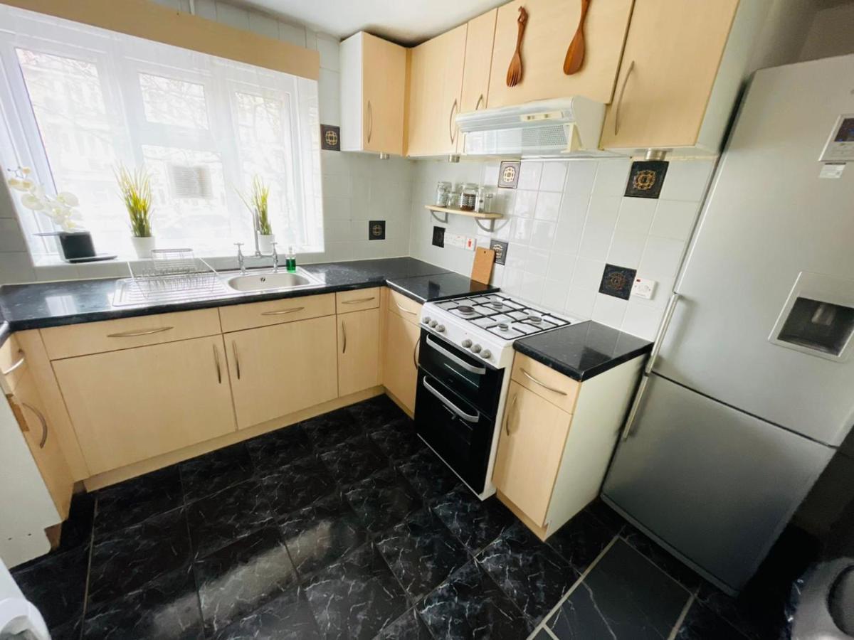 لندن Cosy Flat Close To East Finchley Station المظهر الخارجي الصورة